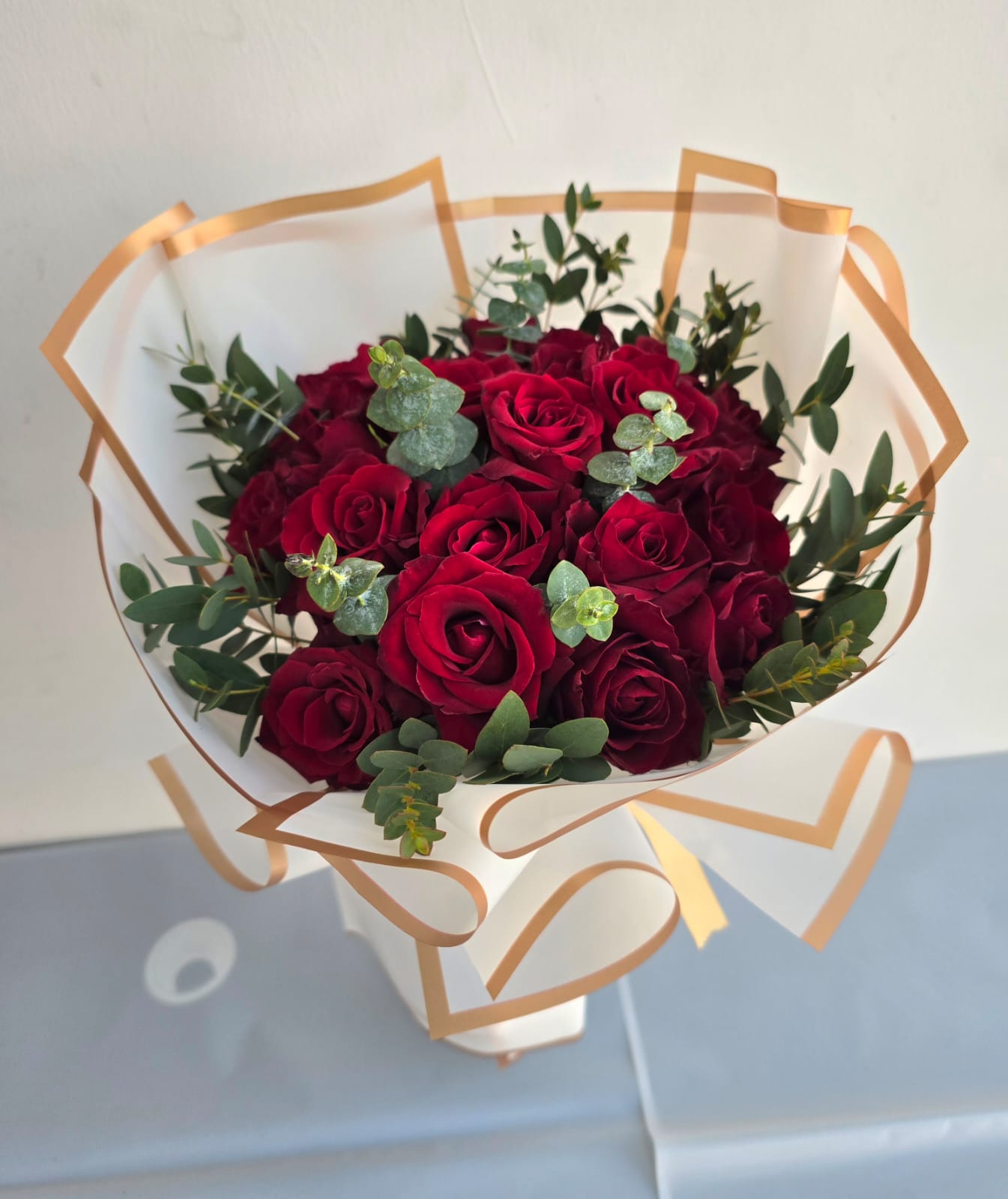 Valentine bouquet with 20 Roses